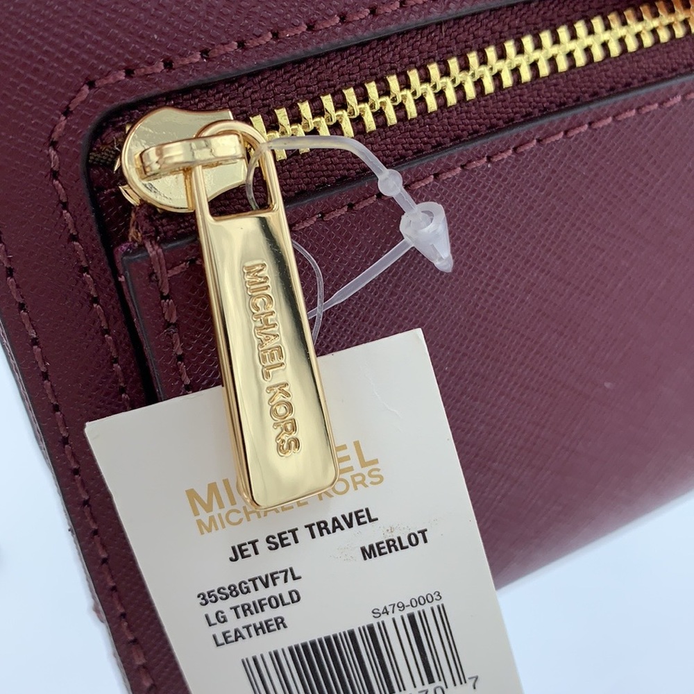MICHAEL KORS JET SET TRAVEL LG TRIFOLD MERLOT - Picture 11 of 16